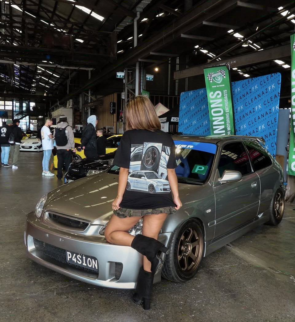 Your Car On A T-Shirt - Deluxe Edition